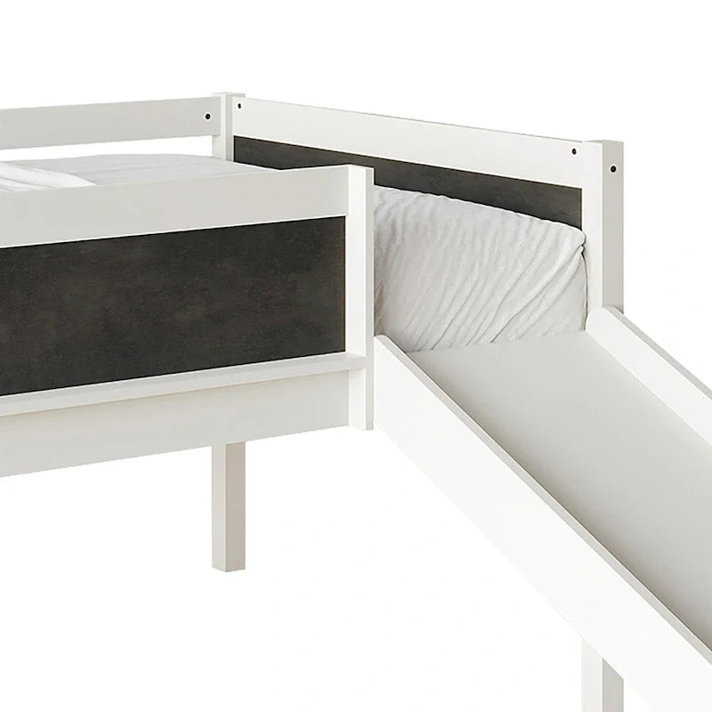 Letto a soppalco basso classico singolo CraftPorch con lavagna, scivolo e scaletta