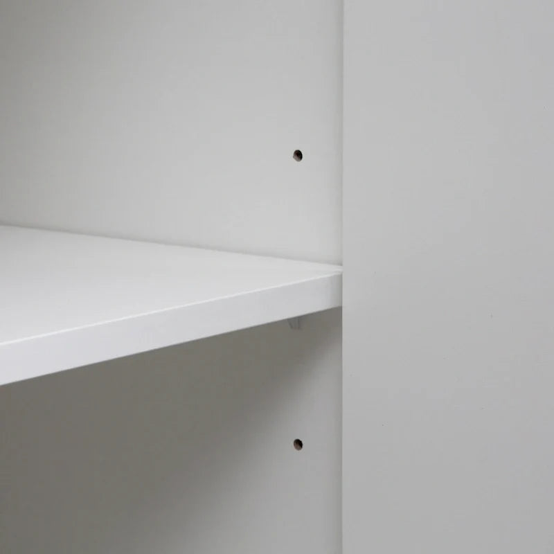 Credenza a buffet con ante decorative scanalate, Credenza in legno con maniglie in metallo, Mobile contenitore con ripiani regolabili