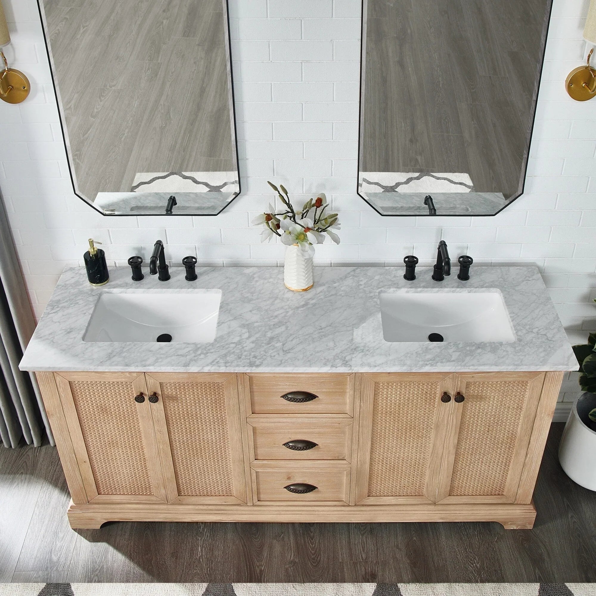 Mobile bagno Hervas con top in marmo naturale senza specchio