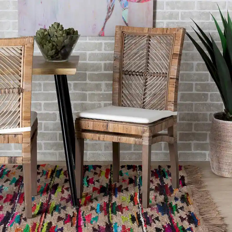 Sedia da pranzo Laluna bohémien moderna in rattan/legno di mogano con cuscino