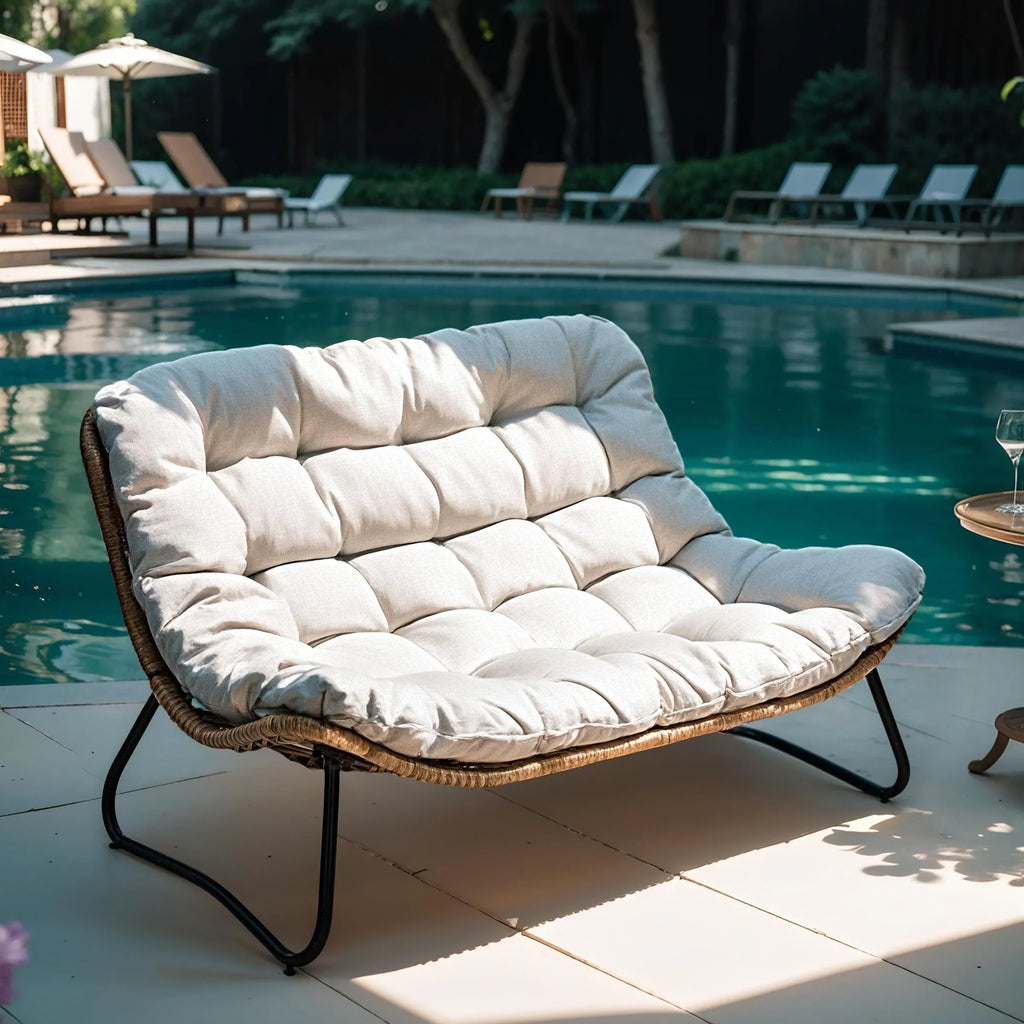 Divanetto due posti Double Papasan con cuscino, in rattan PE per tutte le stagioni e struttura in metallo per interni ed esterni