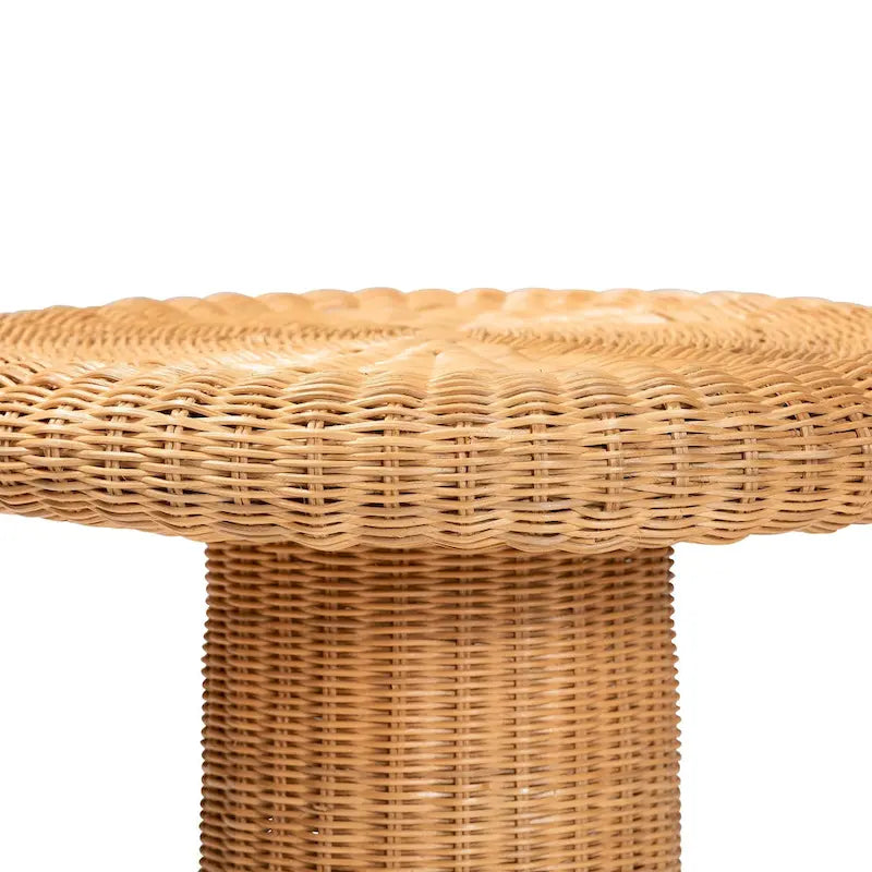 Tavolino in rattan naturale Avalon Scallop - Tavolino in vimini intrecciato a mano con base a gonna, stile costiero per soggiorno o corridoio