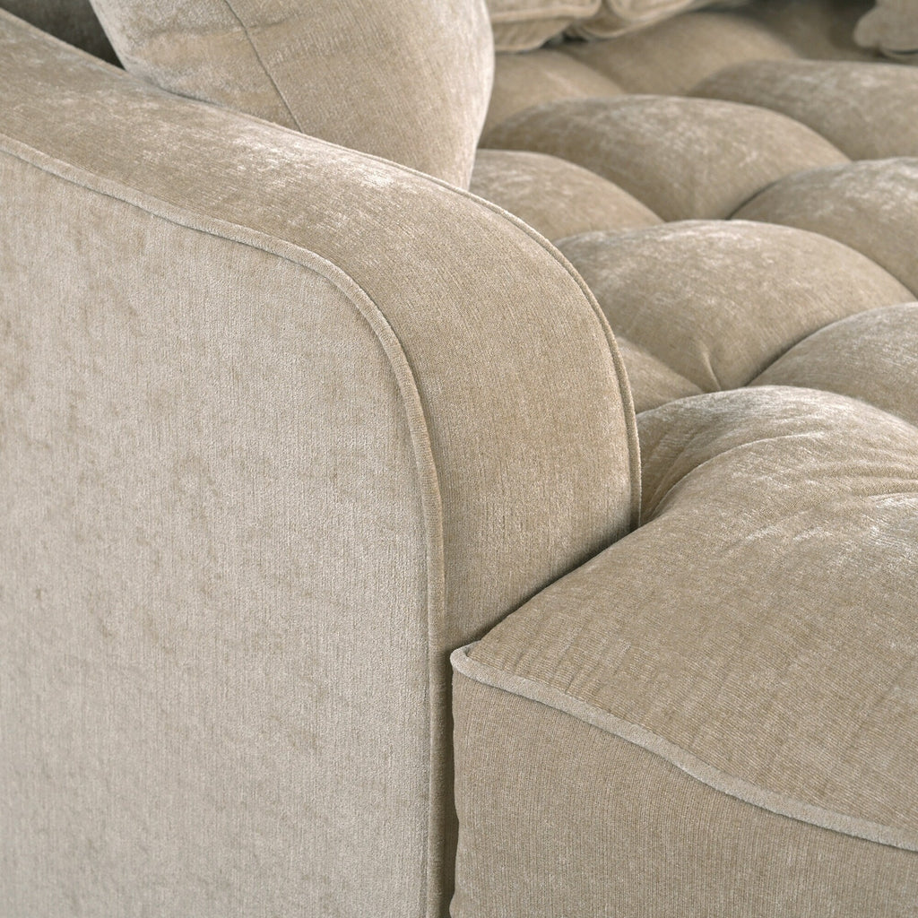 Divano Letto Chaise Longue in ciniglia, Divano Imbottito con Schienale Trapuntato e 2 Cuscini Rimovibili per Soggiorno