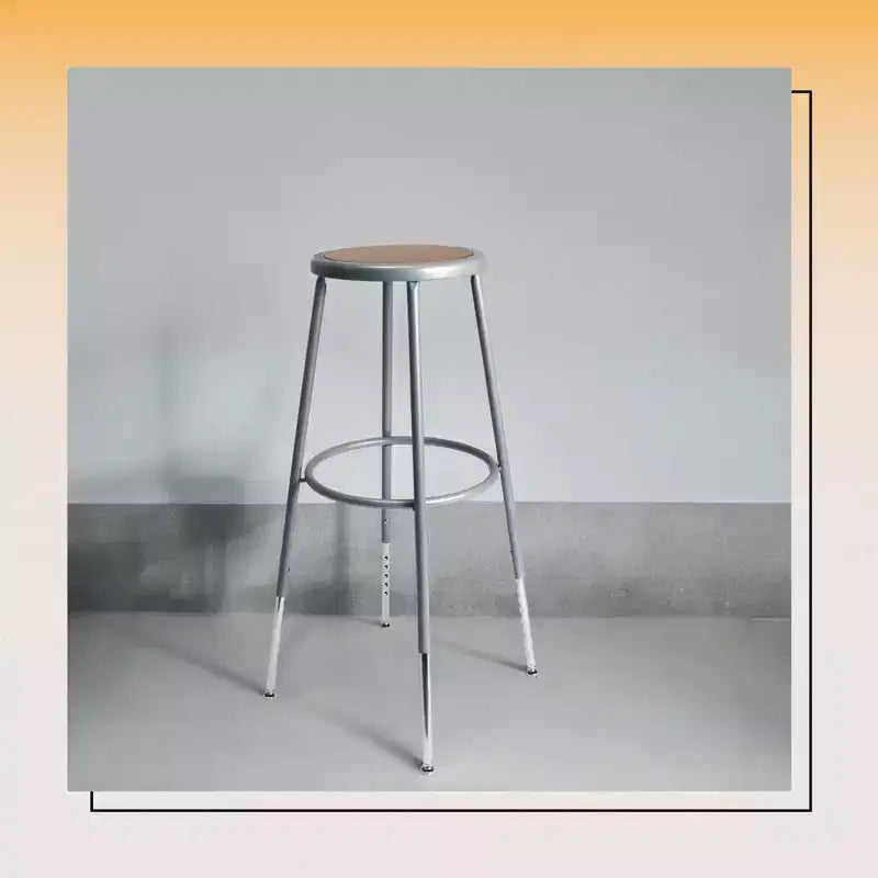 Sgabello in acciaio Hampden Furnishings, collezione Felix, 32-39"