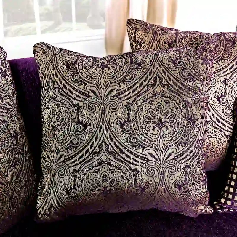 Divanetto Grendel tradizionale in ciniglia viola con braccioli arrotolati di Furniture of America