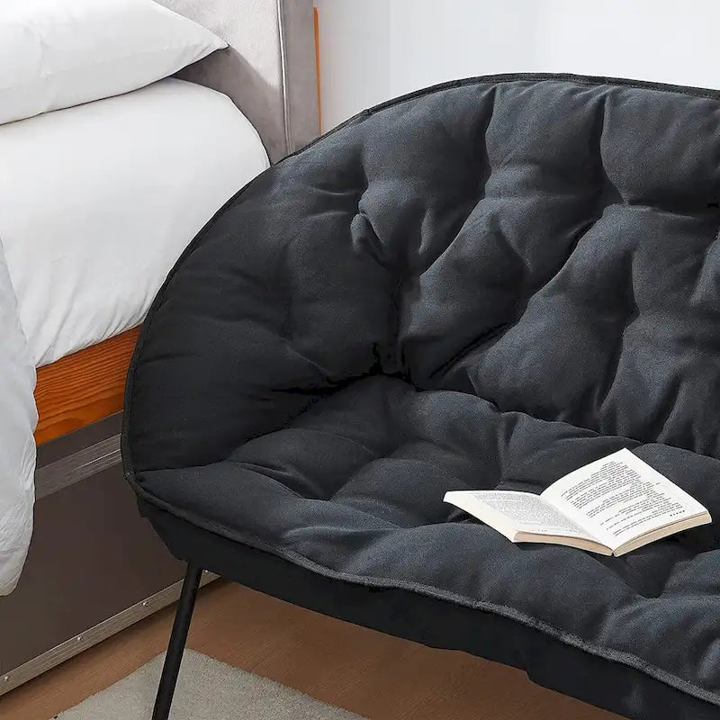 College Sofa - Il divano a due posti 2East di DormCo