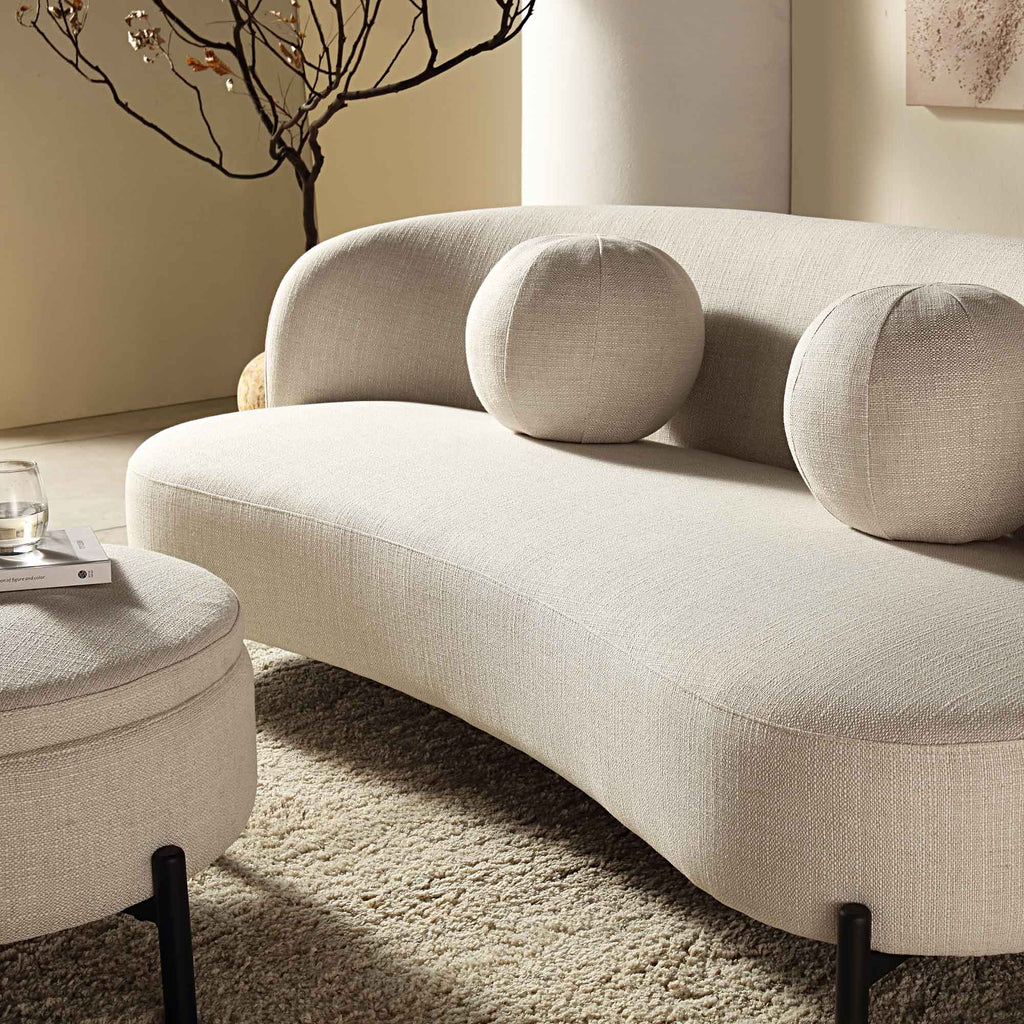 Divano curvo a 3 posti con cuscini a sfera, misto lino beige