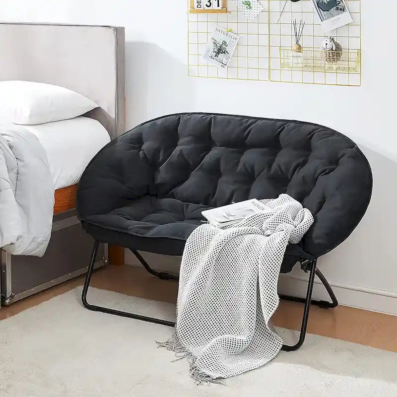 College Sofa - Il divano a due posti 2East di DormCo